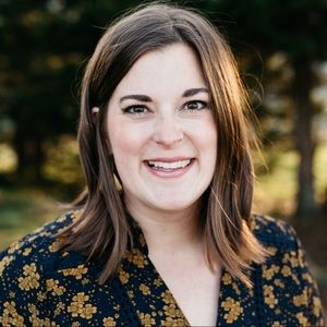 Meet your Posher, Courtney